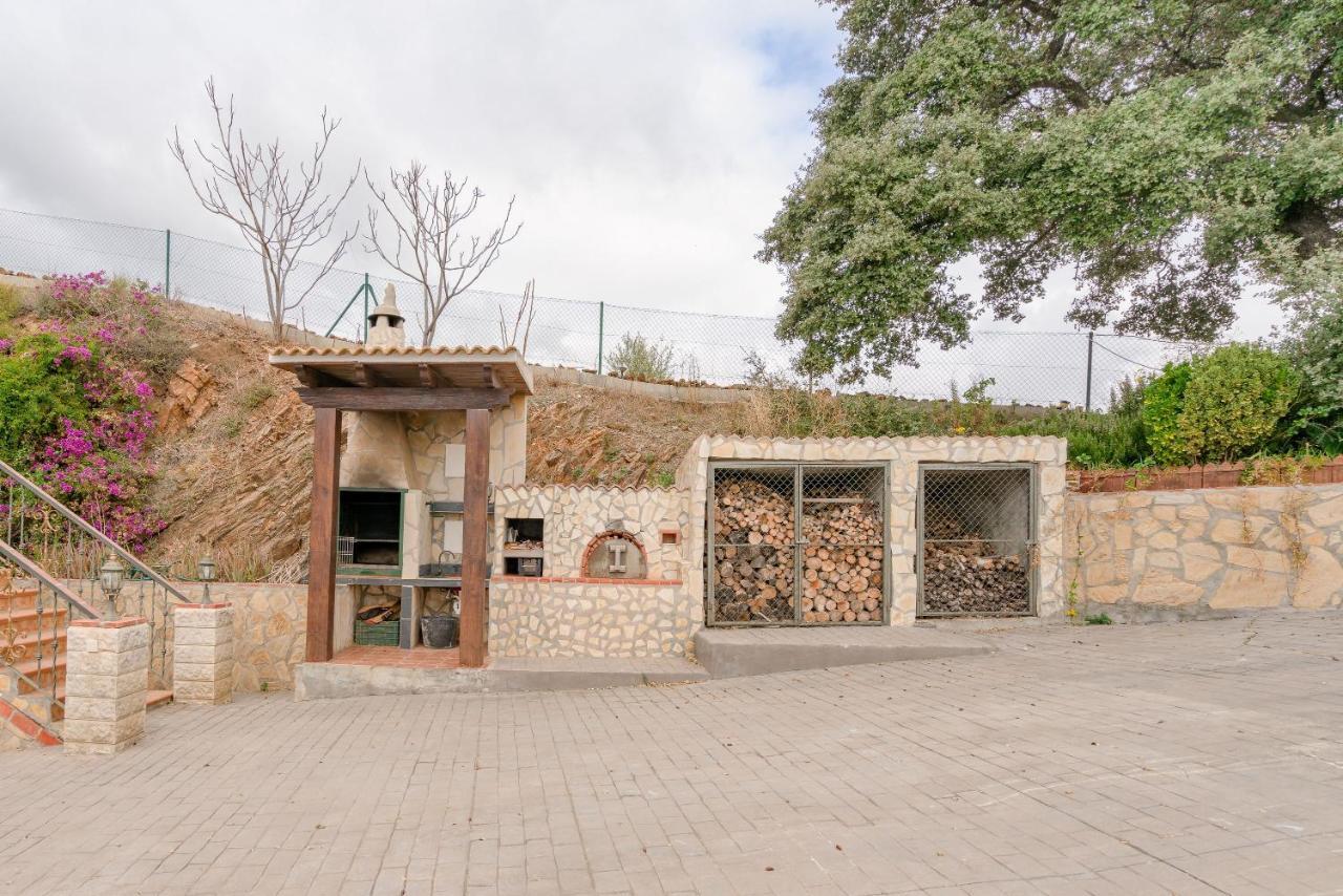 Villa Cortijo La Encina à Sayalonga Extérieur photo