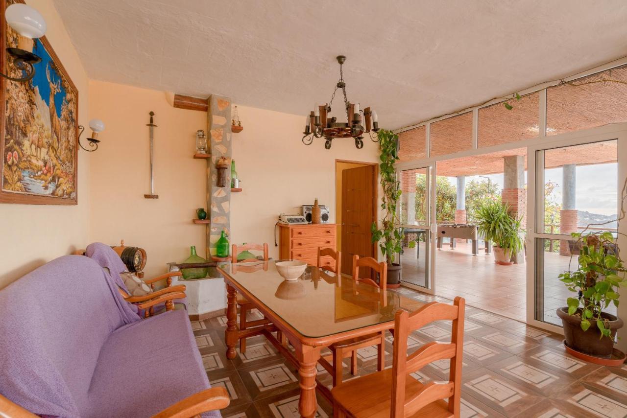 Villa Cortijo La Encina à Sayalonga Extérieur photo